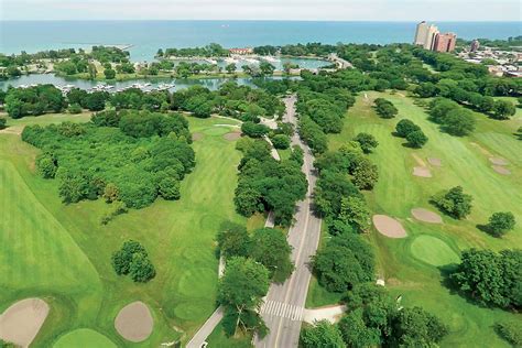 Whats The Deal With The South Shore Golf Course Chicago Magazine