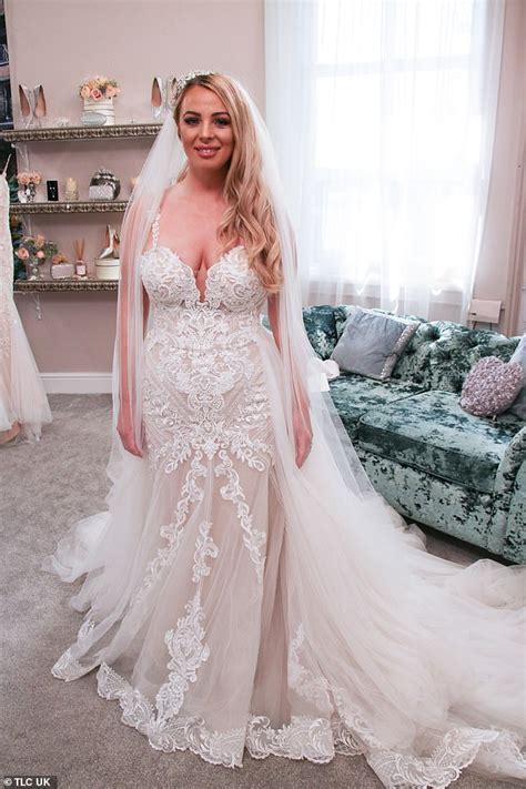 It never fails, i always cry at the end of the show.not sure its because they found their dream dress or its because i haven't found my prince charming yet. Bride-to-be's nan SLAMS her gown in Say Yes To The Dress ...