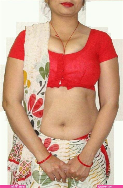 Indian Auntys Blouse Striping Boobs Images Porner