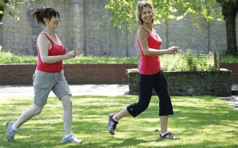 Step counts can be a serious preoccupation for most people who pay attention to their fitness tracker or smart phone. How many miles does the average person walk a day ...