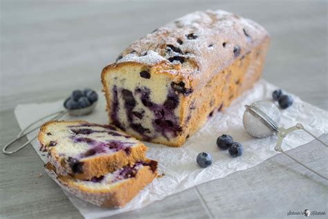 Der kuchen kann super einfach in einer länglichen springform* gemacht werden. Schneller Blaubeer-Joghurt-Kuchen - Schnin's Kitchen