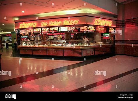 Sbarro Mall Hi Res Stock Photography And Images Alamy