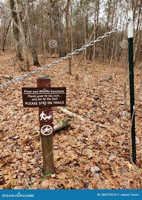 Barfield Crescent Park Sign - Stay on Trail Stock Photo - Image of