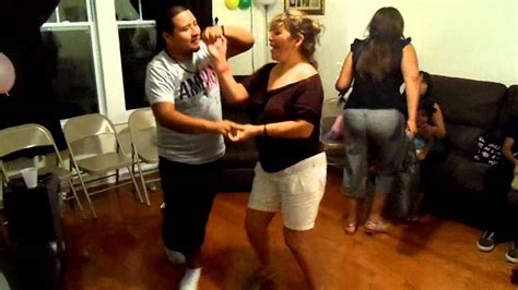 Bailando Con Mi Tia Viole Youtube
