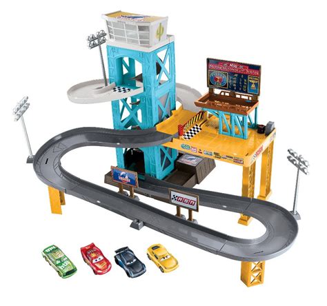 Disney Pixar Cars 3 Piston Cup Motorized Garage Playset Играландия