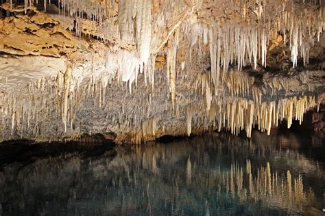 Explore Crystal Cave Bermudas Subterranean World Crystal Cave