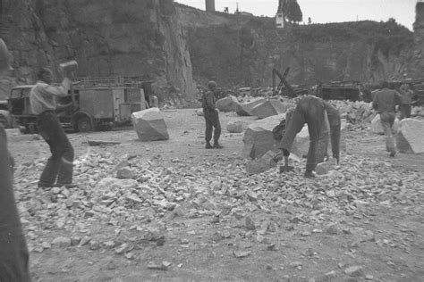 Of over 10,000 spanish republicans who were interned there early in 1941, handed over. Former SS guards break stones in the Wiener Graben quarry at the Mauthausen concentration camp ...