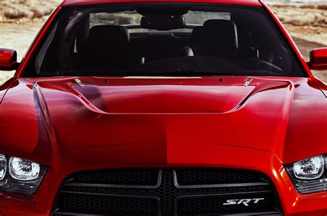 Dodge Drops Stunning 2012 Charger Srt8 Autoevolution