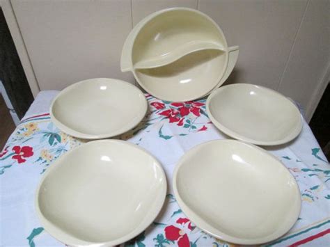 Boonton Yellow Divided Bowl Set By Antiquesplus On Etsy Boonton Vintage Dinnerware Yellow