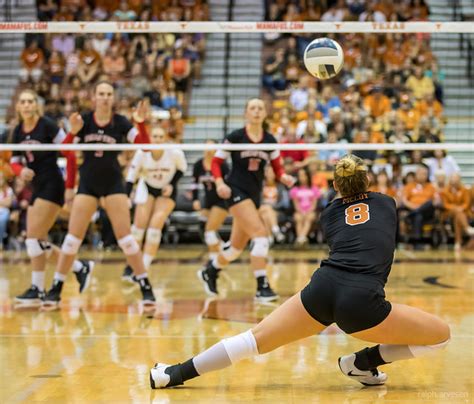 4 Important Volleyball Skills A Good Volleyball Defensive Player Has