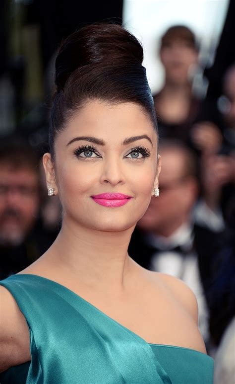 Aishwarya Rai At Cannes Film Festival 2013 Fashion Me Now