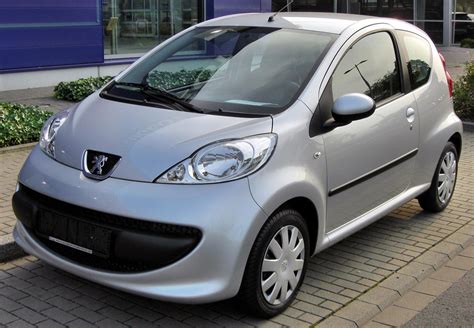 File:Peugeot 107 20090809 front.JPG