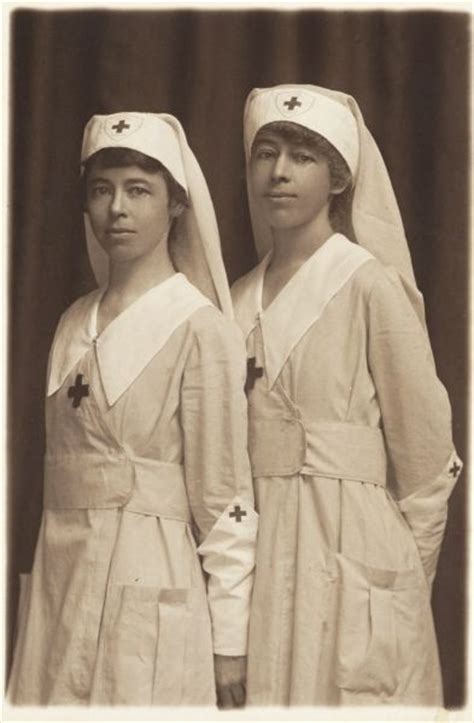 Pin By Cathy Graves On Vintage Nurses Vintage Nurse Nursing Pictures