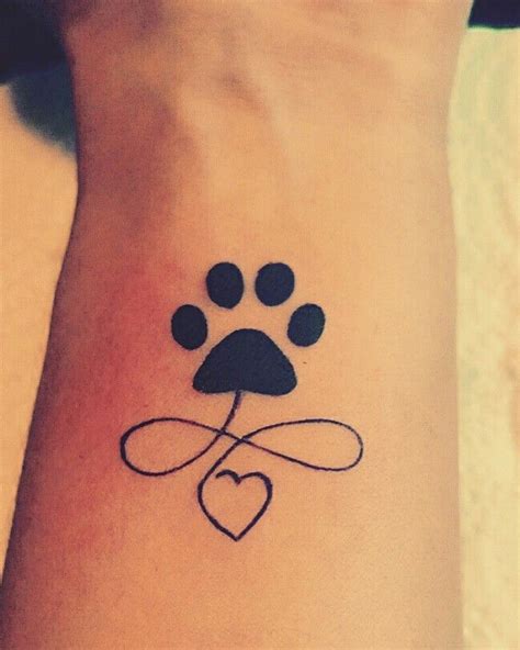 Tatouage Patte De Chien Infini Dog Tattoos Animal Tattoos Cute Tattoos