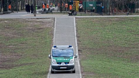 Мнимый порядок берлинская полиция временно прогнала наркодилеров из парка