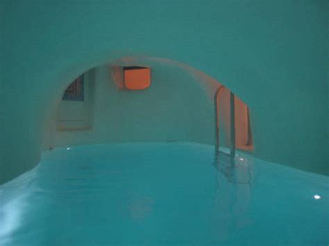 Aqua Cave Pool Picture Of Art Maisons Luxury Santorini