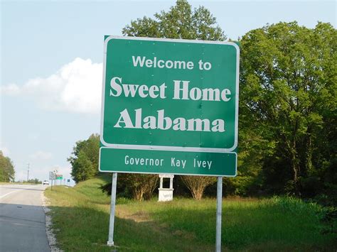 A Welcome To Alabama Road Sign Is The Best Sight In The World