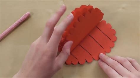 Maybe you would like to learn more about one of these? DIY Geschenk Pop Up Karte basteln mit Papier Herz DIY ...