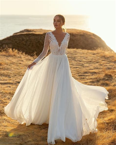 Best Dresses Beach Wedding Check It Out Now Linewedding