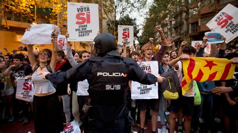 Barcelona Erupts In Protest Ahead Of Referendum For Independence Of Catalonia Photos News