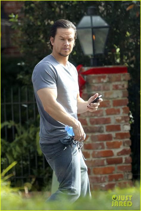 mark wahlberg requests a pardon for beating a man in 1988 photo 3256574 mark wahlberg will