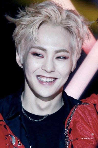 The perfect xiumin smile smirk animated gif for your conversation. Xiumin | Smile | EXO (엑소) Amino