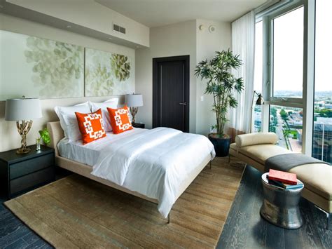 Maybe you would like to learn more about one of these? HGTV Urban Oasis 2012: Guest Bedroom Pictures | HGTV Urban ...