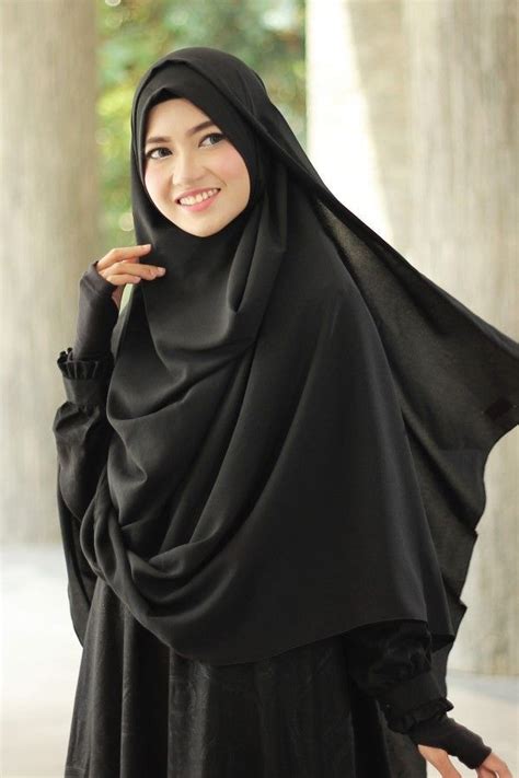 Pin Oleh Whizz Rizz Di Fashion Gaya Abaya Gaya Hijab Model Pakaian Hijab