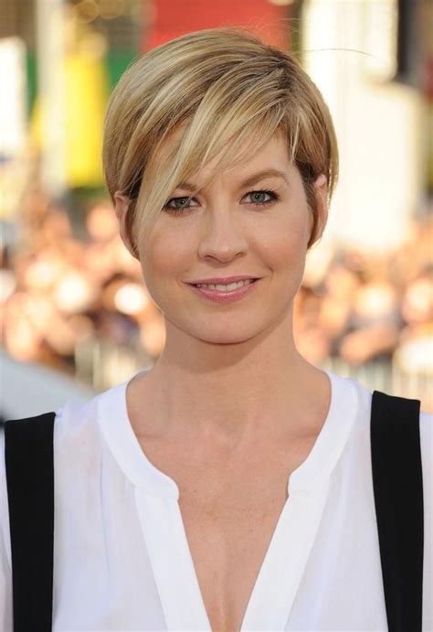 15 Photos Short Bob Hairstyles For Old Women