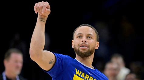 Warriors Steph Curry Drills Another Historic