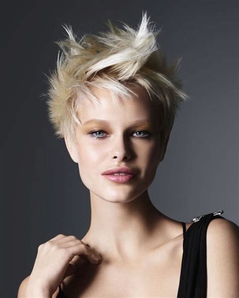 All the inspirations about all top short haircuts and ultra short hairstyles and hair color ideas in the world are waiting for you in this article. Hey Ladies! Best 13 Short haircuts for round faces ...
