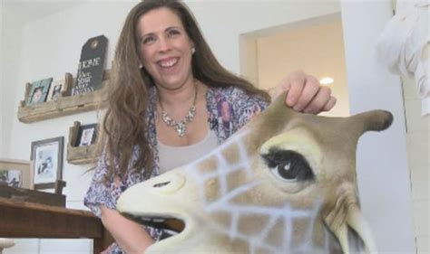 April The Giraffe Pregnant Mums Spoof Pre Birth Video Goes Viral