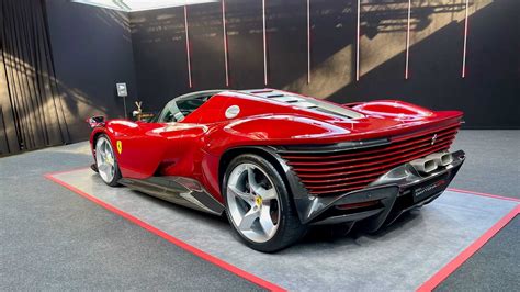 Ferrari Daytona Sp3 Debuts With 828 Hp V12 Retro Inspired Styling