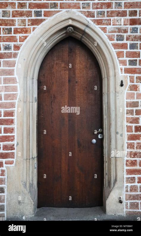 Gothic Doors Hi Res Stock Photography And Images Alamy
