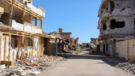 Refugees Return To Libyas Devastated City Of Sirte