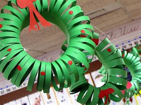 20 Diy Christmas Garlands That You Can Make With Kids
