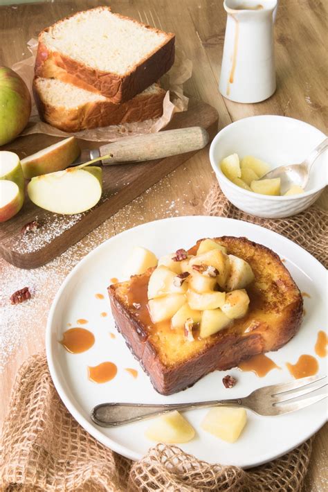 Pain perdu brioché aux pommes et au caramel au beurre salé