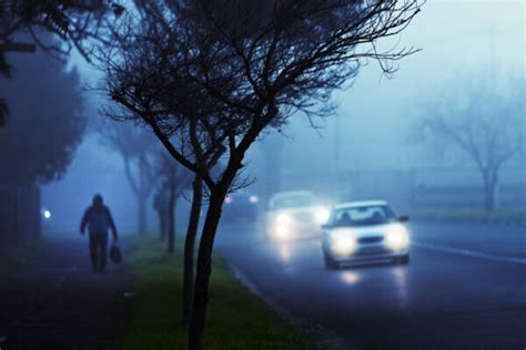 6 Safety Tips For Driving In Fog Geico Living