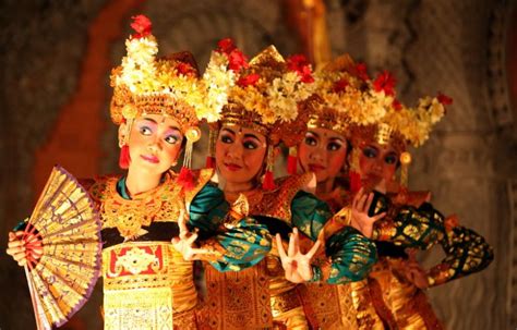 Indonesias Arts And Culture Vital For Economic Development Gapura Bali