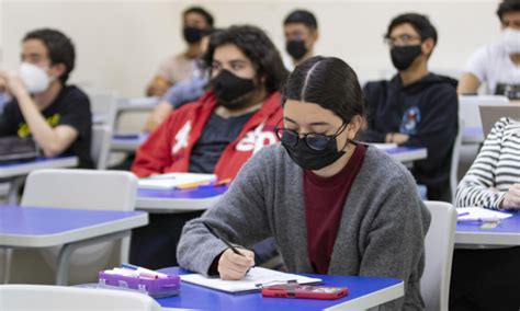 Gobierno Dispone El Retorno Obligatorio A Clases Presenciales En Universidades Públicas Y