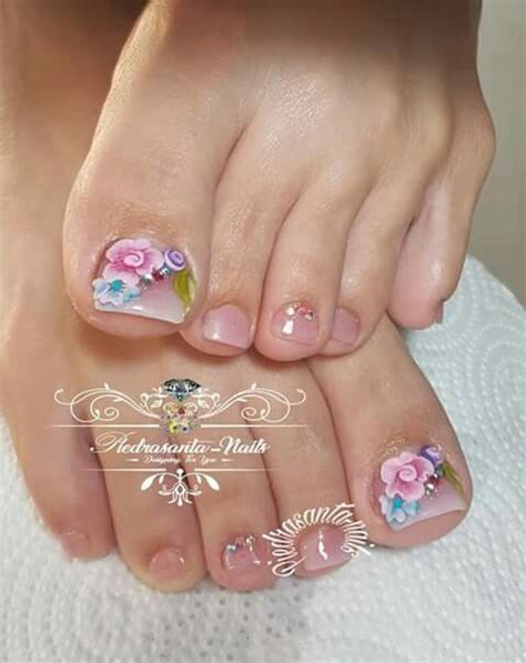 Uñas decoradas con flores grandes para pies. Moda pastel | Arte de uñas de pies, Diseños de uñas pies ...