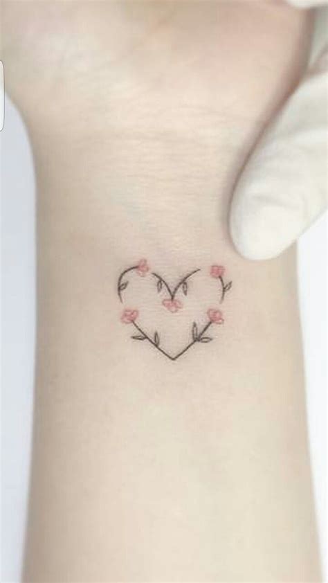 Pin Di Daisy Su A Tattoo Tatuaggi Tatuaggi Dreamcatcher Tatuaggio Cuore