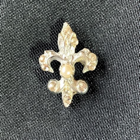 Dainty Vintage Fleur De Lis Tie Tacklapel Pin With Faux Pearl