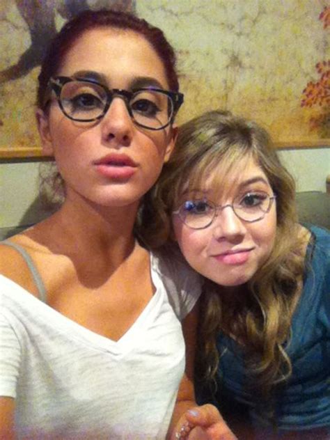 13 Celebrities Who Wear Glasses Pictures Of Celebrities In Glasses