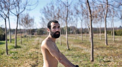 Spanish High Court Backs Mans Right To Walk Naked In The Street