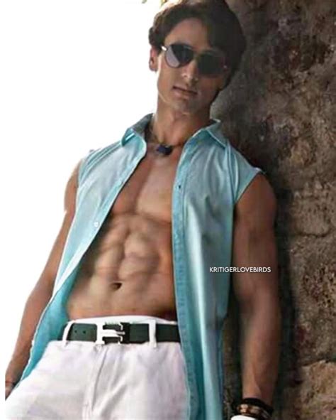 Shirtless Bollywood Men Tiger Shroff Growth In His Hotness