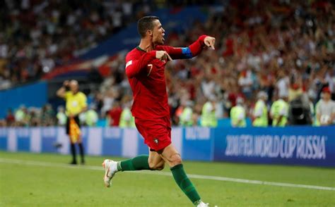 ¡increíble Con Hat Trick De Cristiano Ronaldo Portugal Derrota A Suiza