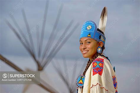 usa united states america north america oklahoma comanche indian pow wow girl princess