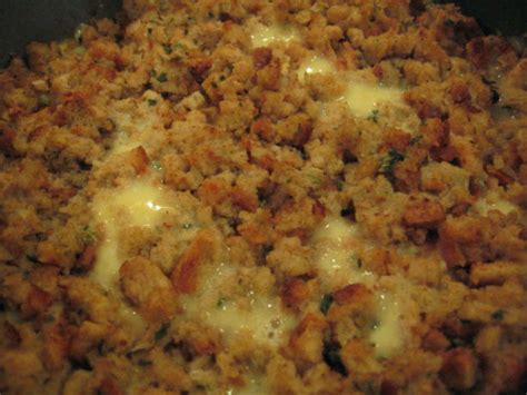 Such a simple casserole that is very filling and delicious. Super Easy Chicken Casserole With Stuffing Recipe - Food.com
