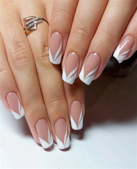Pretty French Nail Designs Are The Current Trend 01 French Manicure